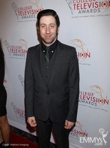 Simon Helberg at the 32nd College Television Awards
