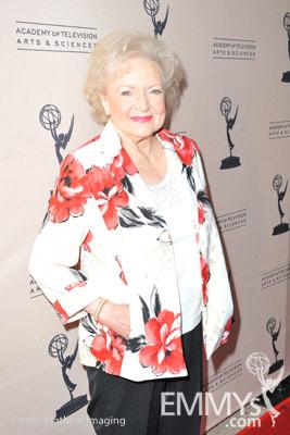 Hot In Cleveland - Betty White