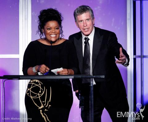 Yvette Nicole Brown and Tom Bergeron at the 31st College Television Awards