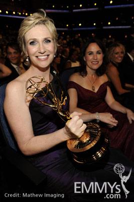 Jane Lynch and her wife at the 62nd Primetime Emmy Awards