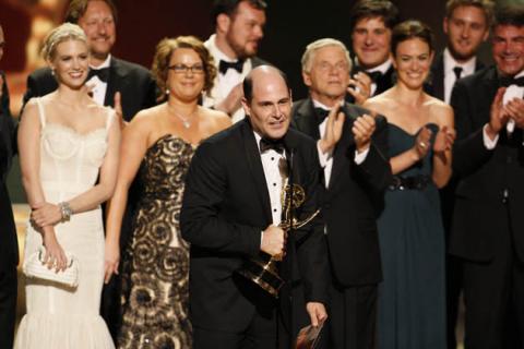 Matt Weiner with Mad Men cast & creators at the 60th Primetime Emmys