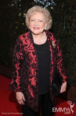 Betty White arrives at the Academy of Television Arts & Sciences 63rd Primetime Emmy Awards