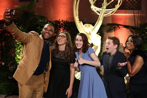 Anthony Anderson and fellow nominees Mayim Bialik, Rachel Brosnahan, Seth Green, and Niecy Nash take a group selfie at the Performers Peer Group Celebration August 24 at the Montage in Beverly Hills, California.