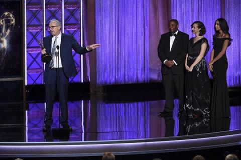 Bruce Ready accepts an award at the 2017 Creative Arts Emmys.