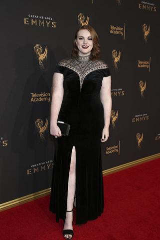 Shannon Purser on the red carpet at the 2017 Creative Arts Emmys.