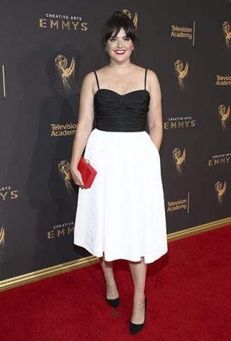 Kathryn Burns aon the red carpet at the 2017 Creative Arts Emmys. 