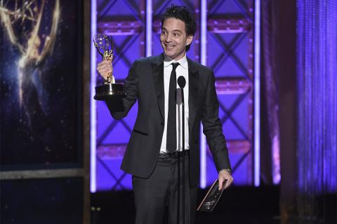 Jeff Russo accepts his award at the 2017 Creative Arts Emmys.
