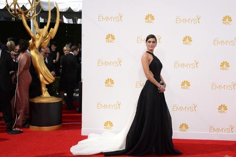 Lizzy Caplan of Masters of Sex arrives at the 66th Emmys.