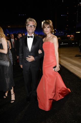 Harry Hamlin (l) of Mad Men and Lisa Rinna (r) at the 66th Emmys Governors Ball.
