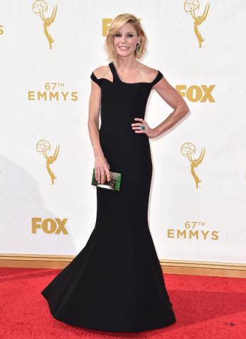 Julie Bowen on the red carpet at the 67th Emmy Awards.