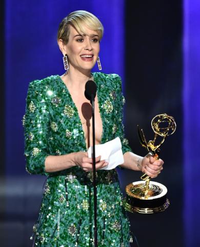 Sarah Paulson accepts her award at the 2016 Primetime Emmys. 