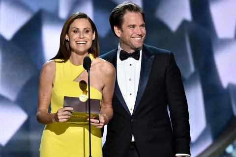 Minnie Driver and Michael Weatherly present an award at the 68th Primetime Emmy Awards.